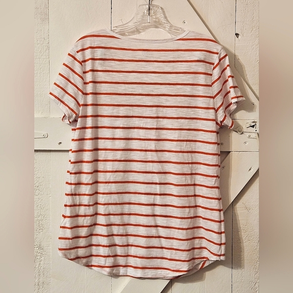 5/$25 Red and White Short Sleeved Tee - Picture 2 of 9